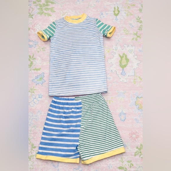 Excellent condition Classic Whimsy Colorblock Boys Short Striped Pajama Set 8 - Picture 5 of 8